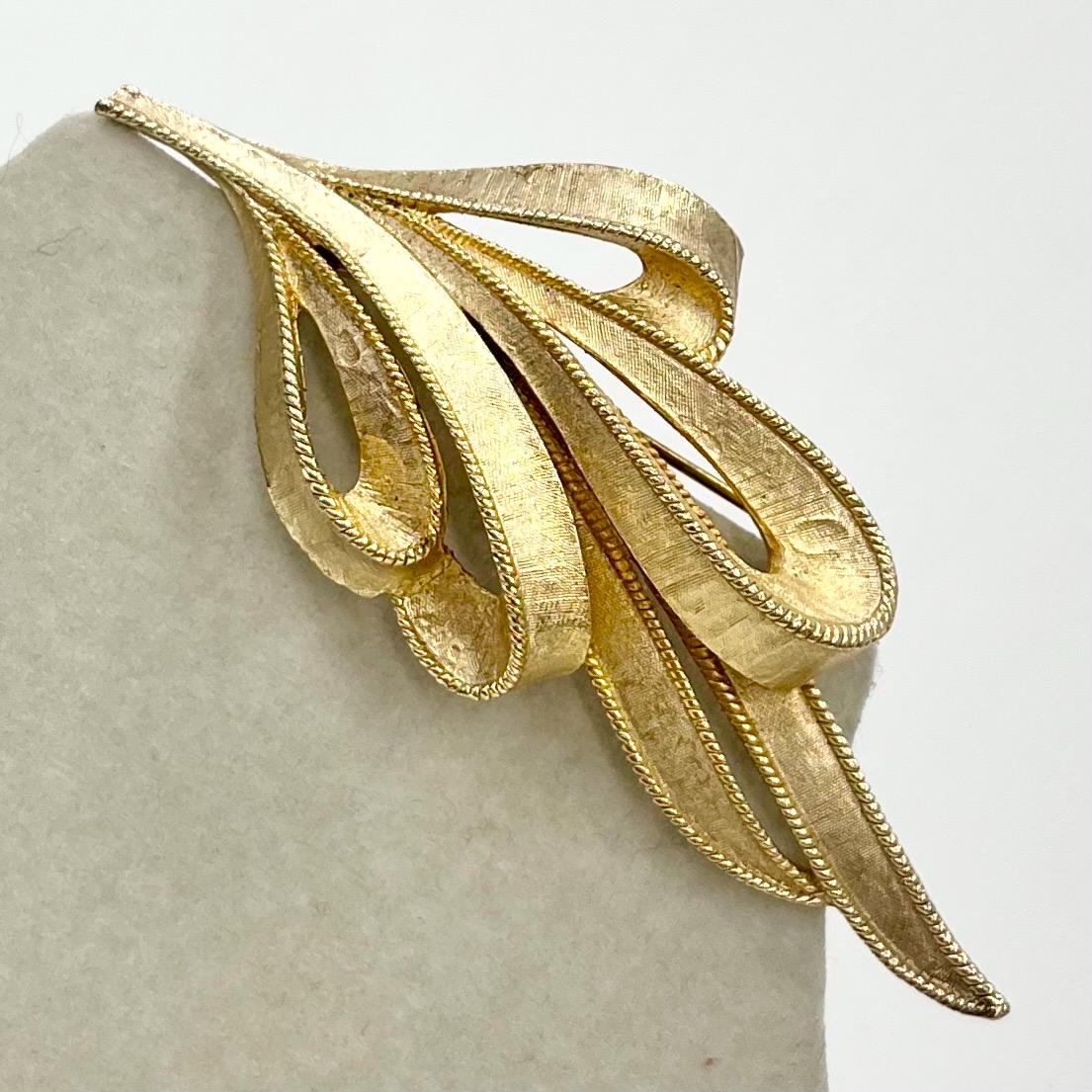 Vintage Sphinx Gold Tone Brooch Large Sweeping Ribbon / Leaf Design Contempory Costume Jewellery Statement Piece TheGreenGlassGemShop