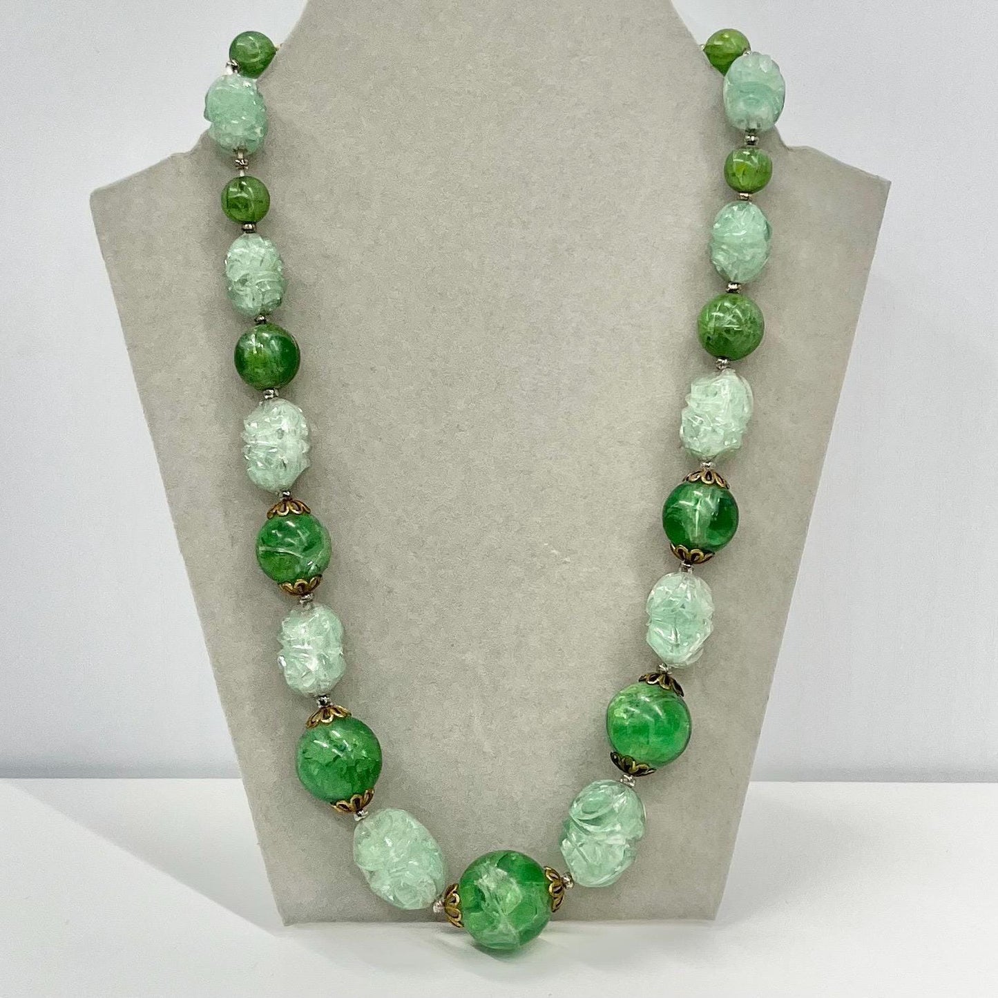 Vintage Two Tone Green Marbled Acrylic / Lucite / Plastic Graduated Bead Necklace 19” Long Chunky 20mm Beads TheGreenGlassGemShop