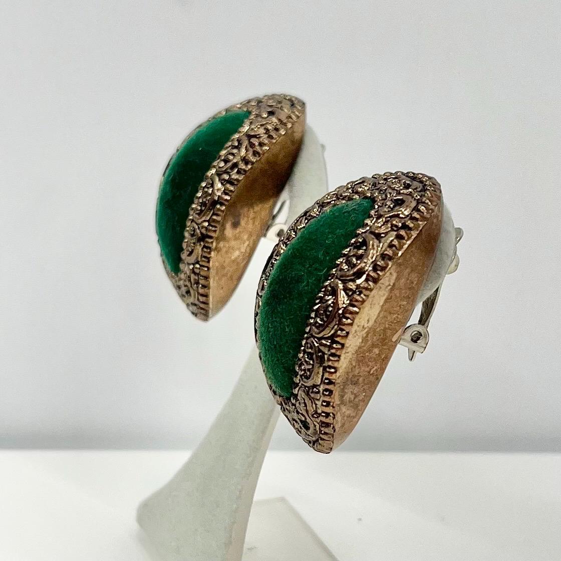 Vintage Chunky Oval Domed Green Velvet Middle Statement Clip On Earrings Antique Bronze Tone 1980’s - 1990’s TheGreenGlassGemShop