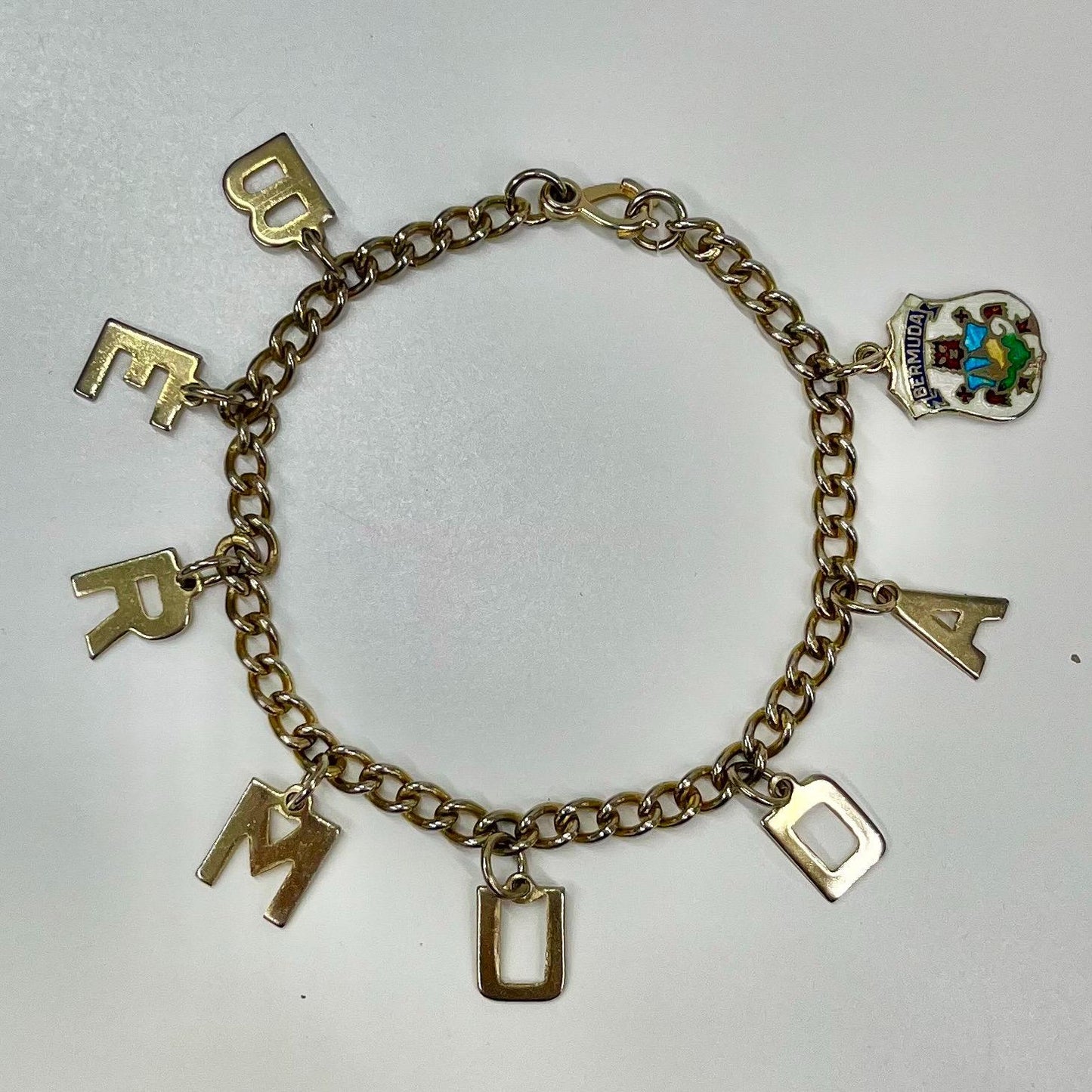 Vintage 1970’s Gold Tone Enamelled Crest Bermuda Letter Charm Bracelet Kitsch Costume Jewellery 7.75” TheGreenGlassGemShop