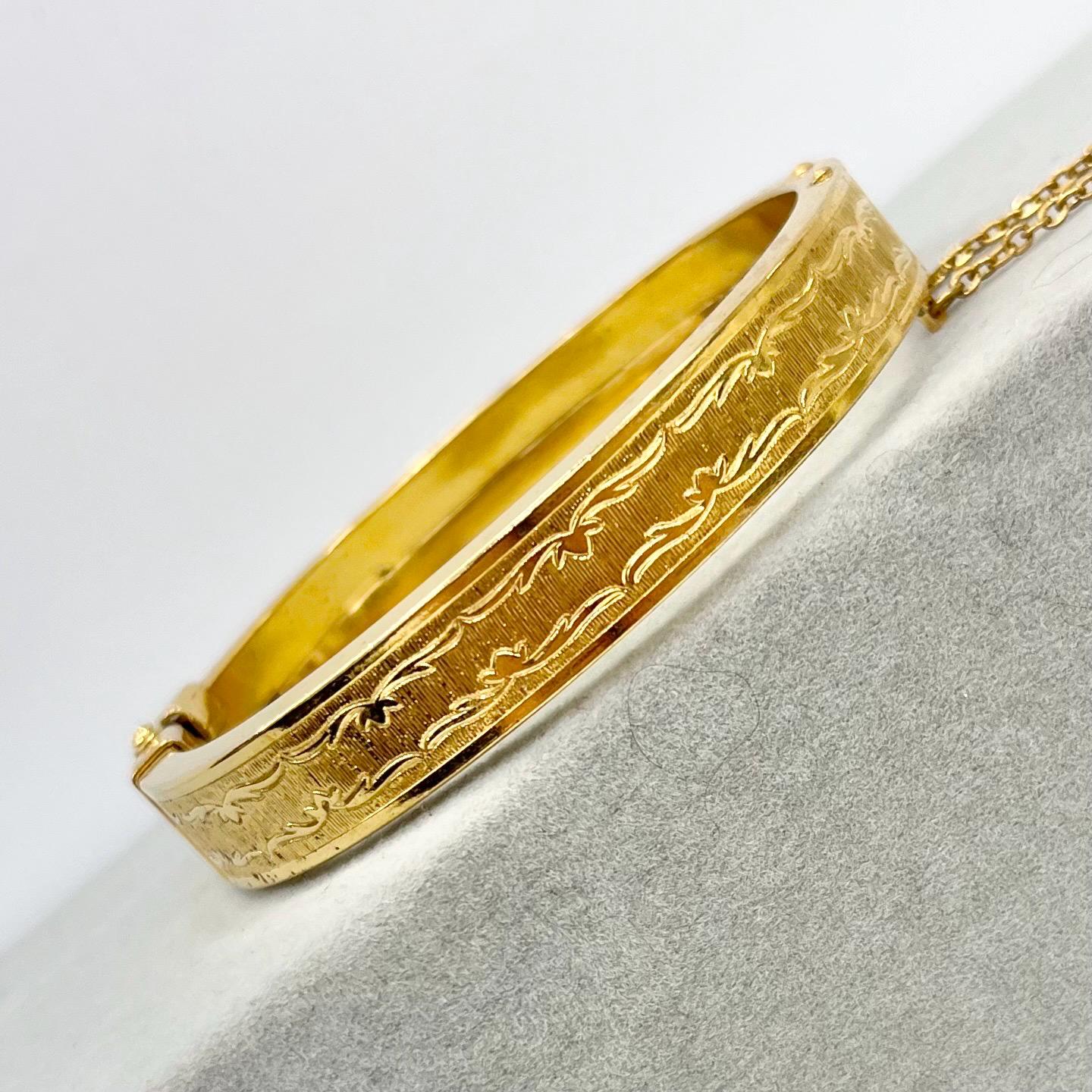 Vintage Gold Plate 1970’s 1980’s Engraved Pattern Bracelet Bangle with Safety Chain Costume Jewellery TheGreenGlassGemShop