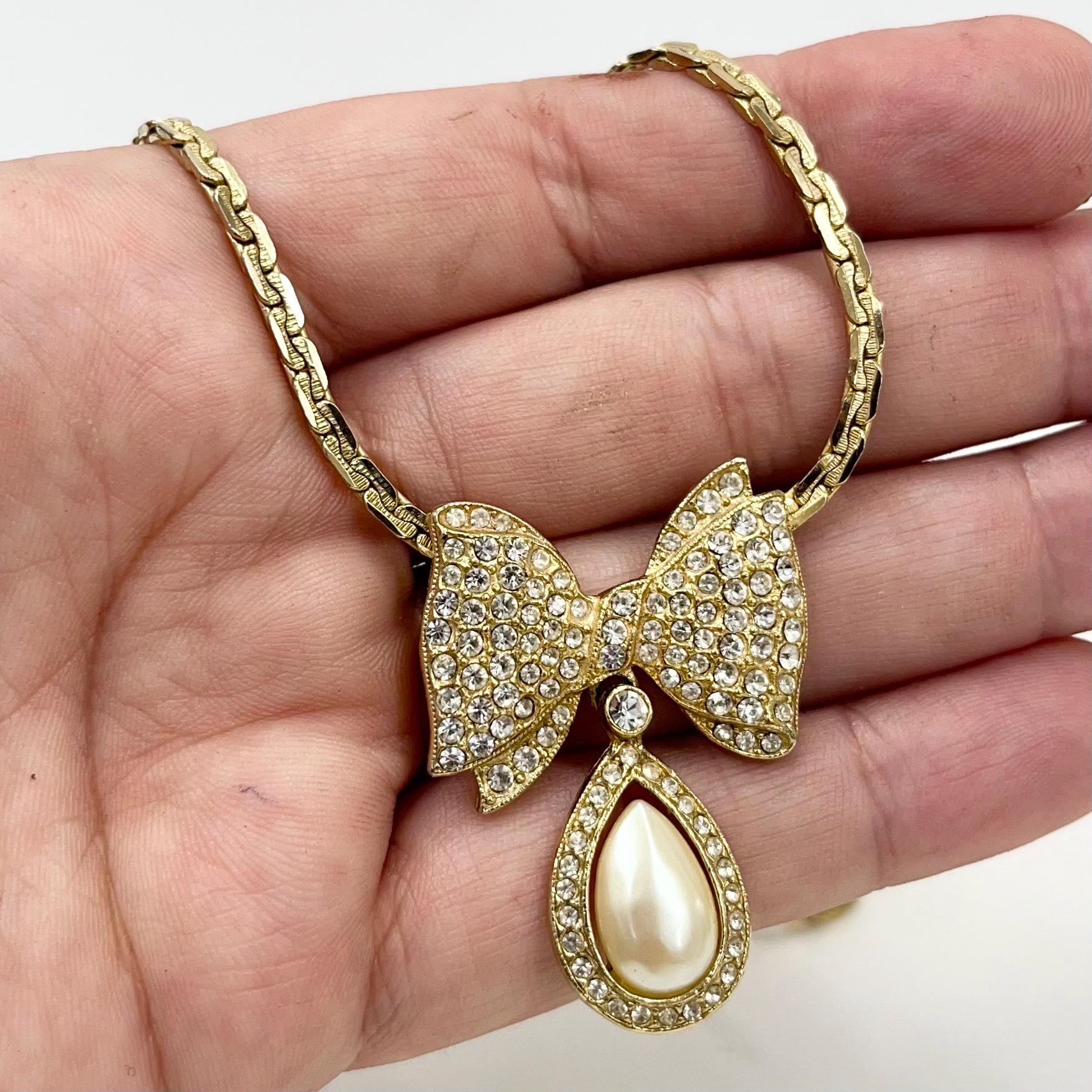 Vintage Gold Plated Diamante Bow Necklace with a Teardrop Faux Pearl Drop TheGreenGlassGemShop