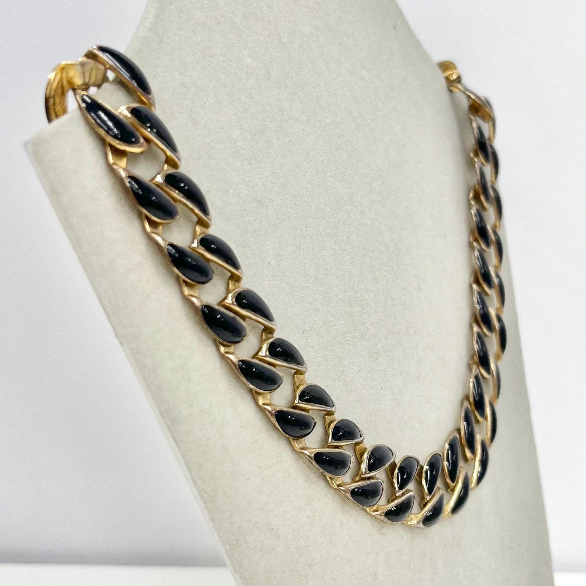 Vintage Gold Tone Black Enamelled Flat Curb Chain Necklace Fabulous 1970’s - 1980’s Collar Style Necklace TheGreenGlassGemShop