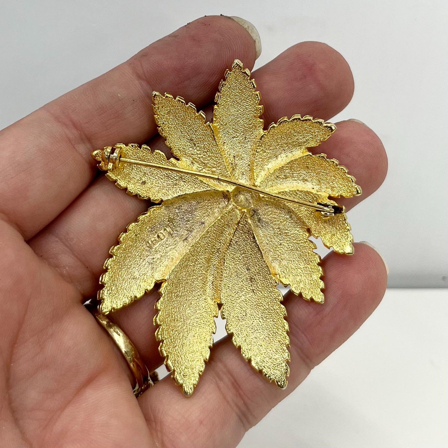 Vintage Gold Tone Brutalist Brooch Large Flower Leaf Shaped Design Contempory Costume Jewellery Statement Piece TheGreenGlassGemShop