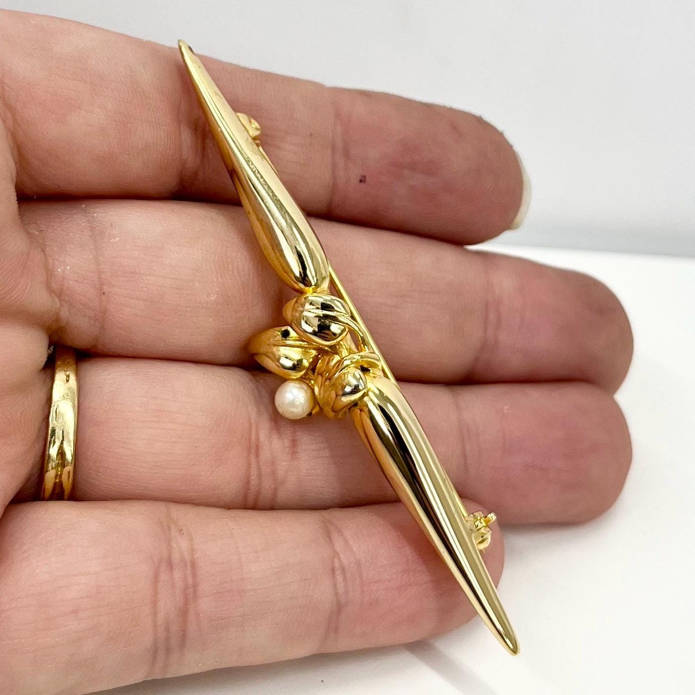 Vintage Gold Plate Long Leaf Detail Glass Pearl Bar Brooch Beautiful Costume Jewellery Piece TheGreenGlassGemShop