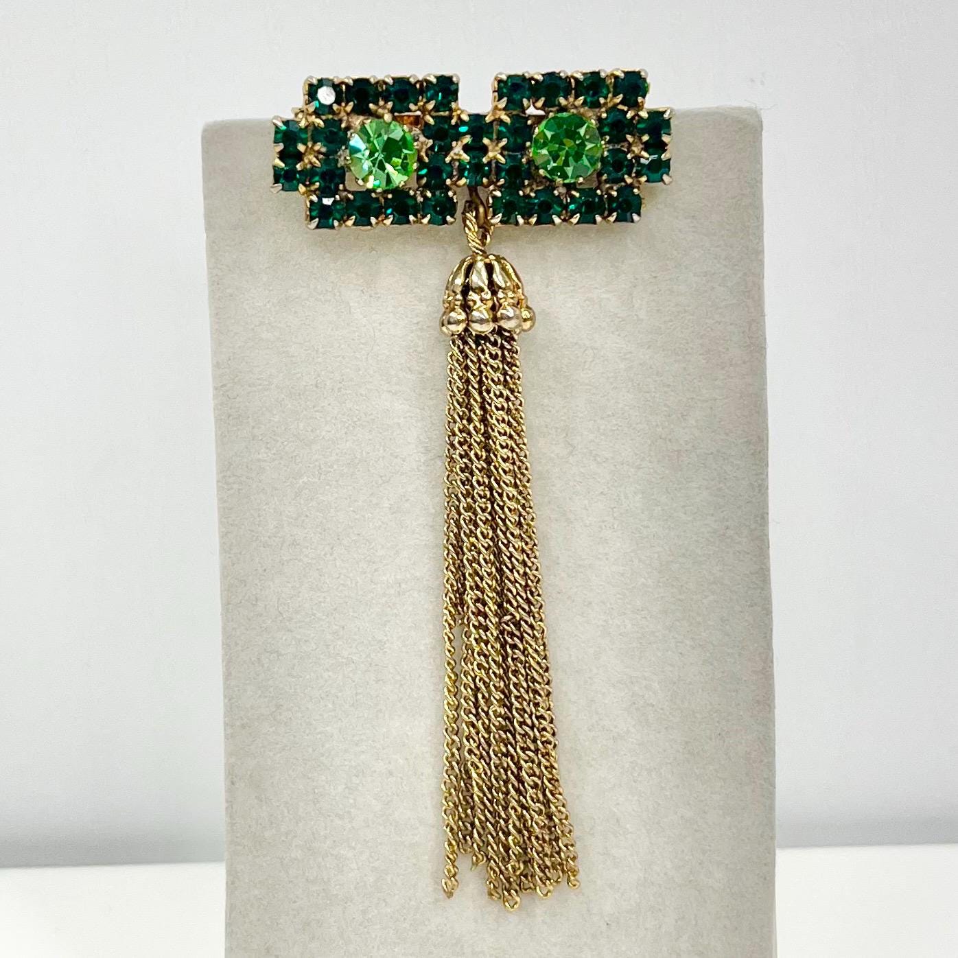 Vintage Green Uranium & Emerald Glass Austrian Crystal Tassle Drop Bar Brooch Gold Tone with a UV Reactive Glow UV Jewellery TheGreenGlassGemShop