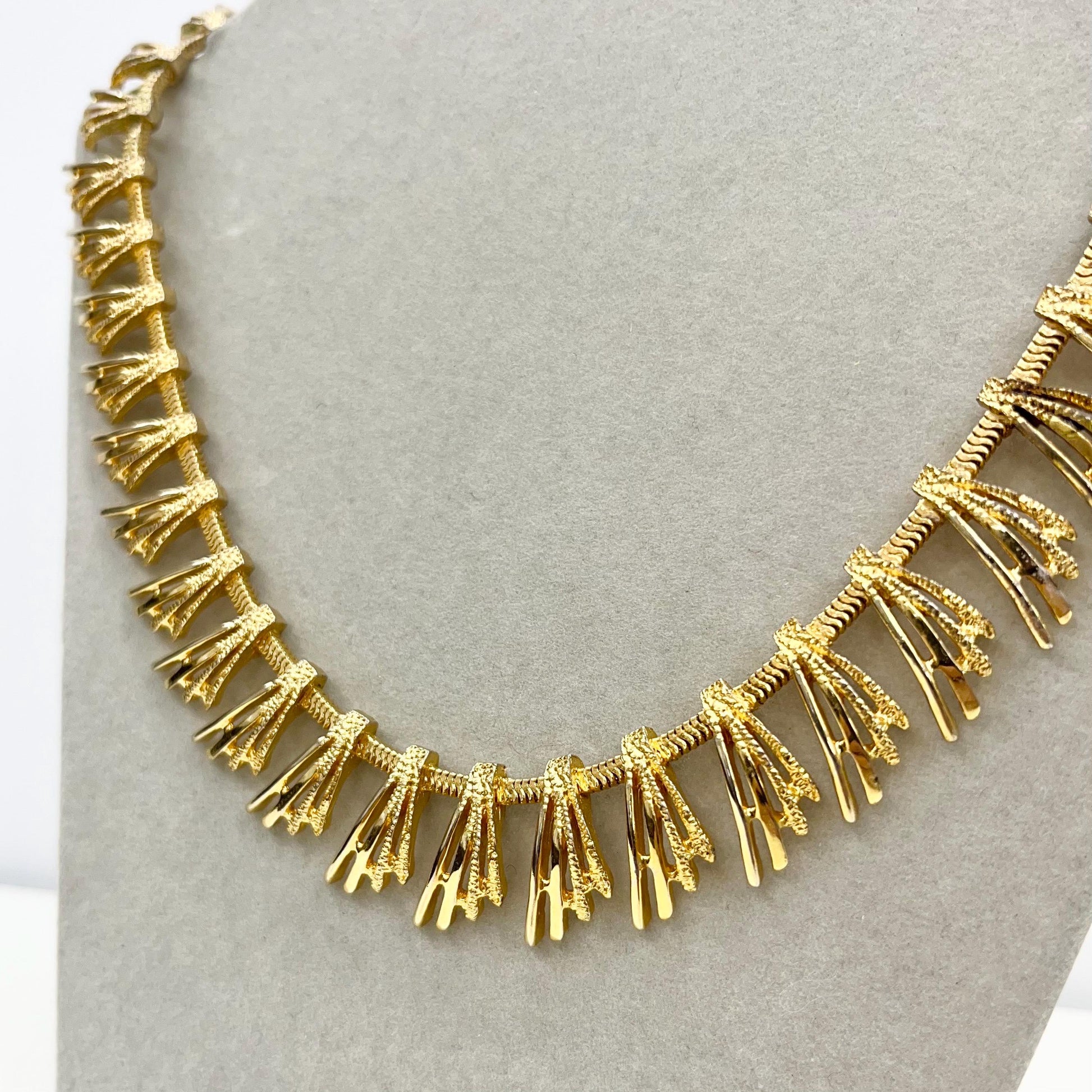 Vintage Gold Tone Brutalist Fringe Link Chain Necklace 1970’s - 1980’s Statement Power Chain TheGreenGlassGemShop