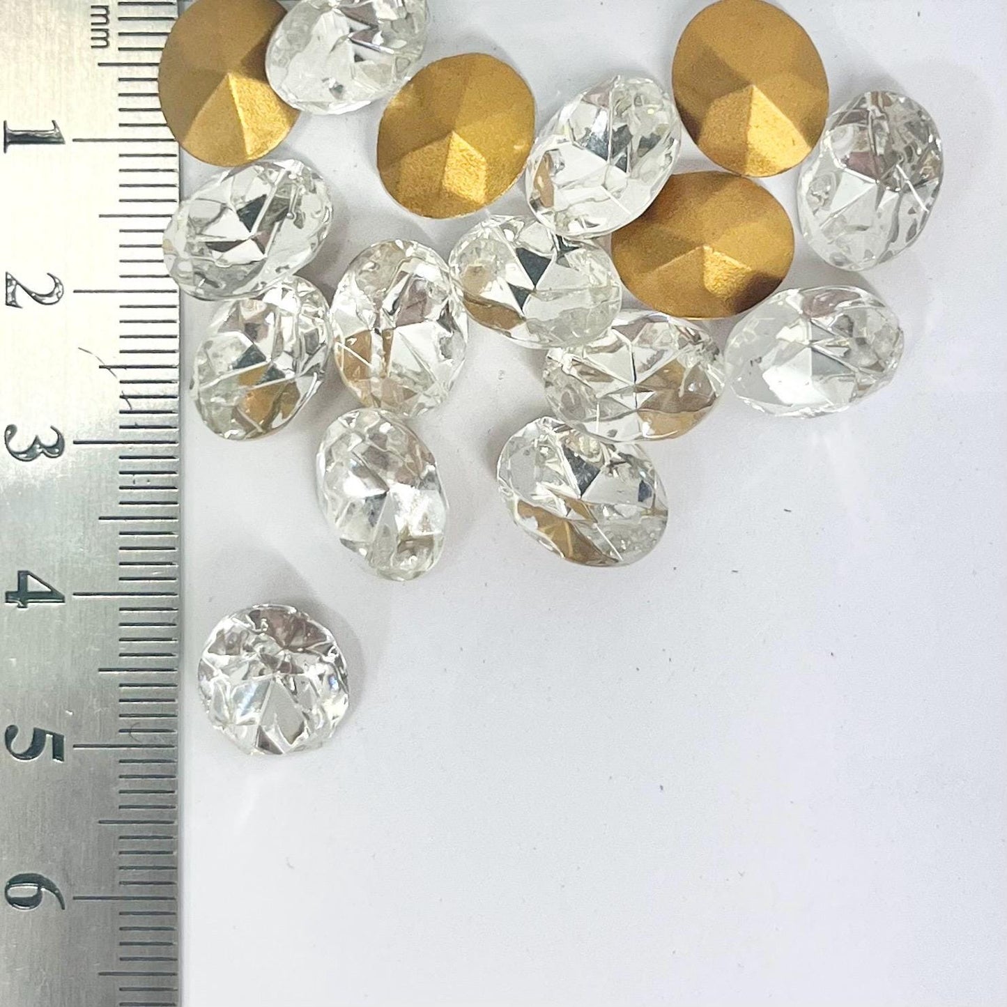 2 x Vintage 12x10mm Clear Oval Swarovski Crystal Rhinestone Point Back Stones 4130/2 - for jewellery making & crafts - SD1 TheGreenGlassGemShop