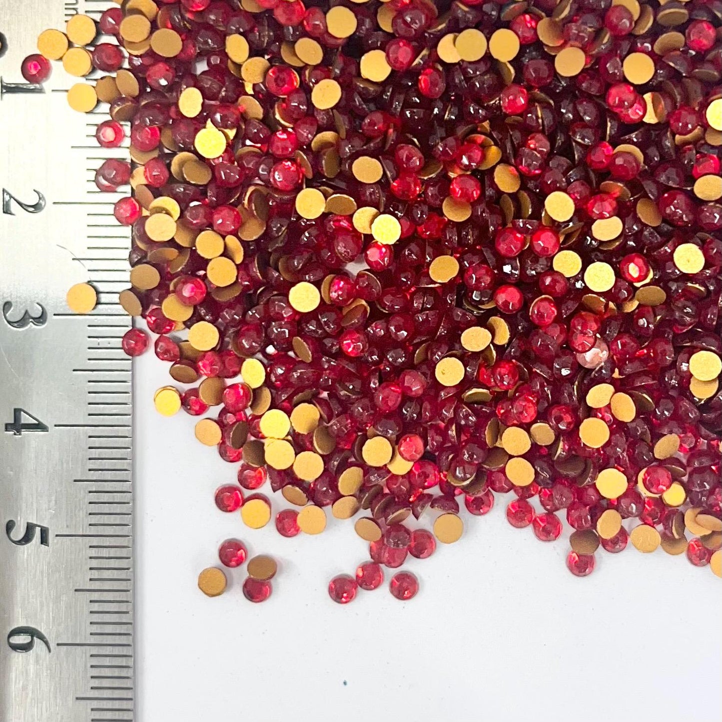 100 x Vintage SS9 Siam Ruby Red Czech Crystal Flat Back Rhinestones 2.50-2.60mm - for jewellery making & crafts - TB9 TheGreenGlassGemShop